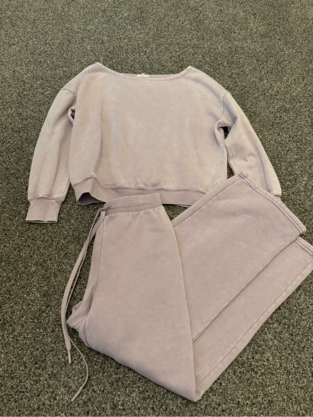 Women's Lavender Jogger Set - Cozy Track Pants & Sweatshirt